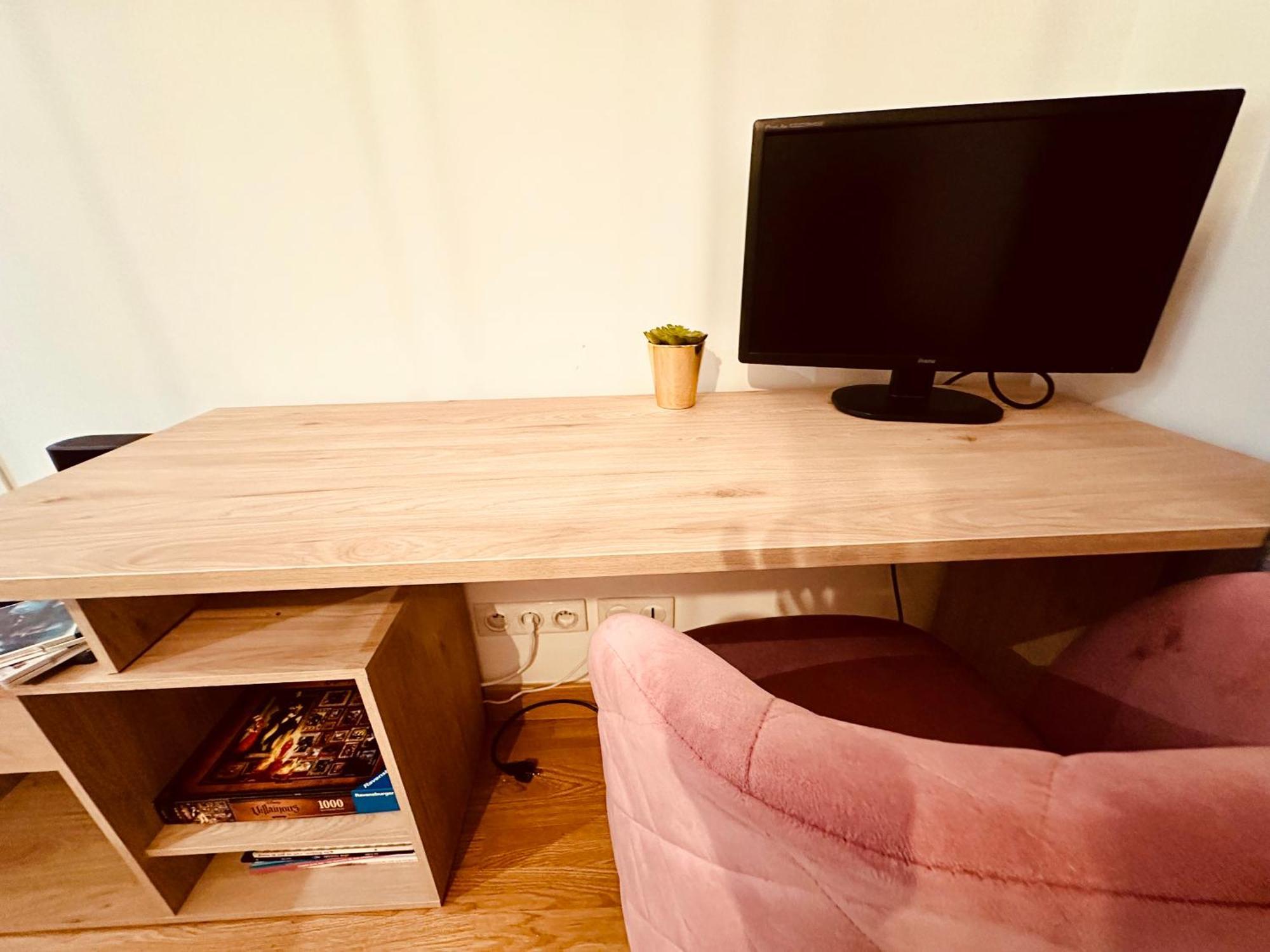 Appartement Elegant A Conflant コンフラン・サントノリーヌ エクステリア 写真